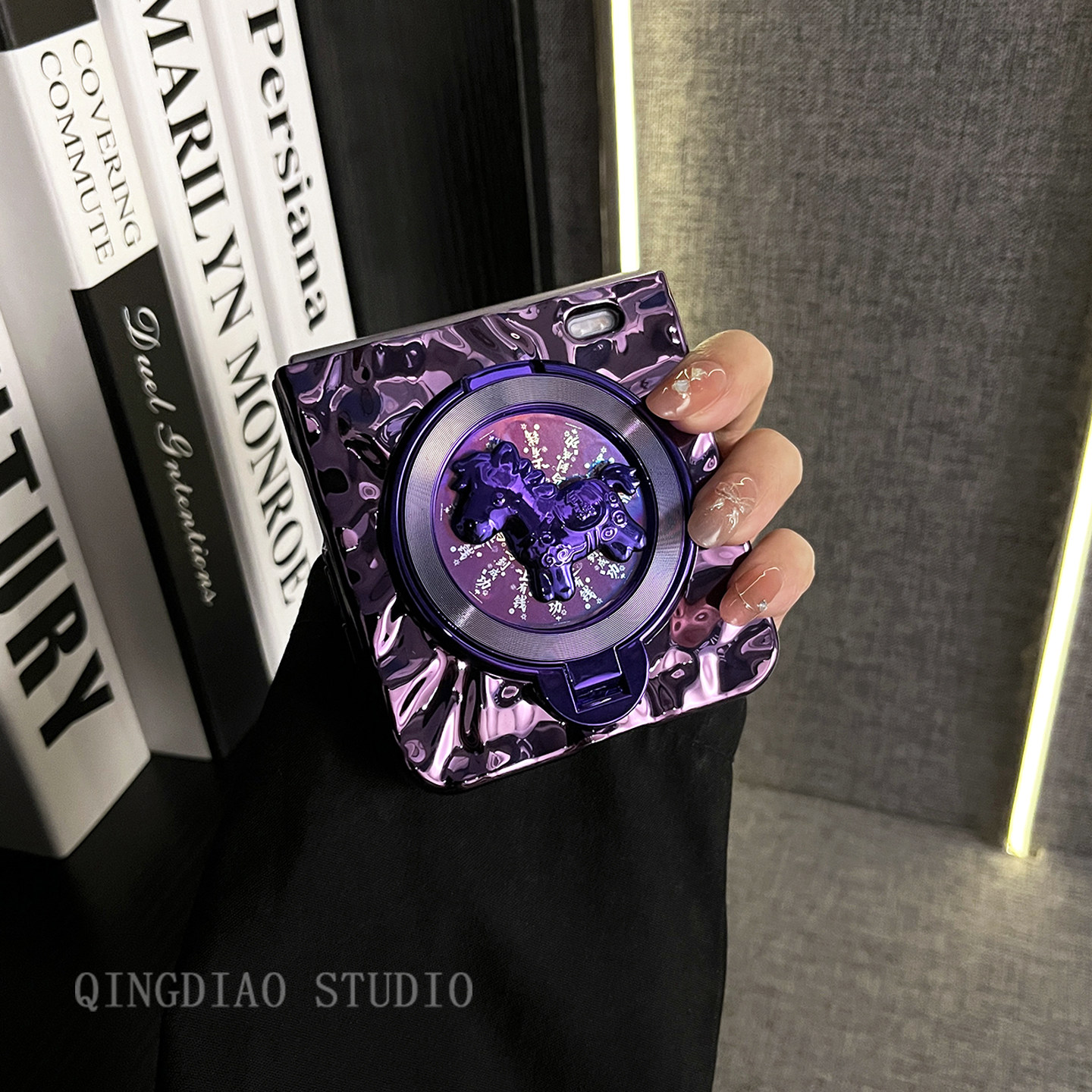 轻调 轻奢名媛电镀褶皱暗紫旋转马支架适用荣耀MagicVFlip2手机壳新款Magic折叠屏V FLIP防摔肤感翻盖保护套,3C数码配件,手机保护套/壳,淘宝优惠券,粉丝福利购,淘宝优惠卷