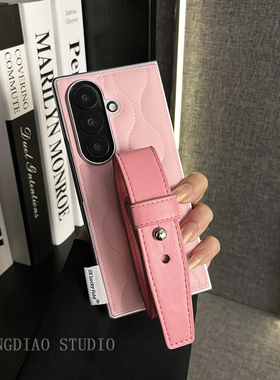 轻调 ins唯美少女粉色电镀边波浪气垫皮质手腕带适用于三星Galaxy Z Fold7手机壳新款折叠屏翻盖防摔女保护套