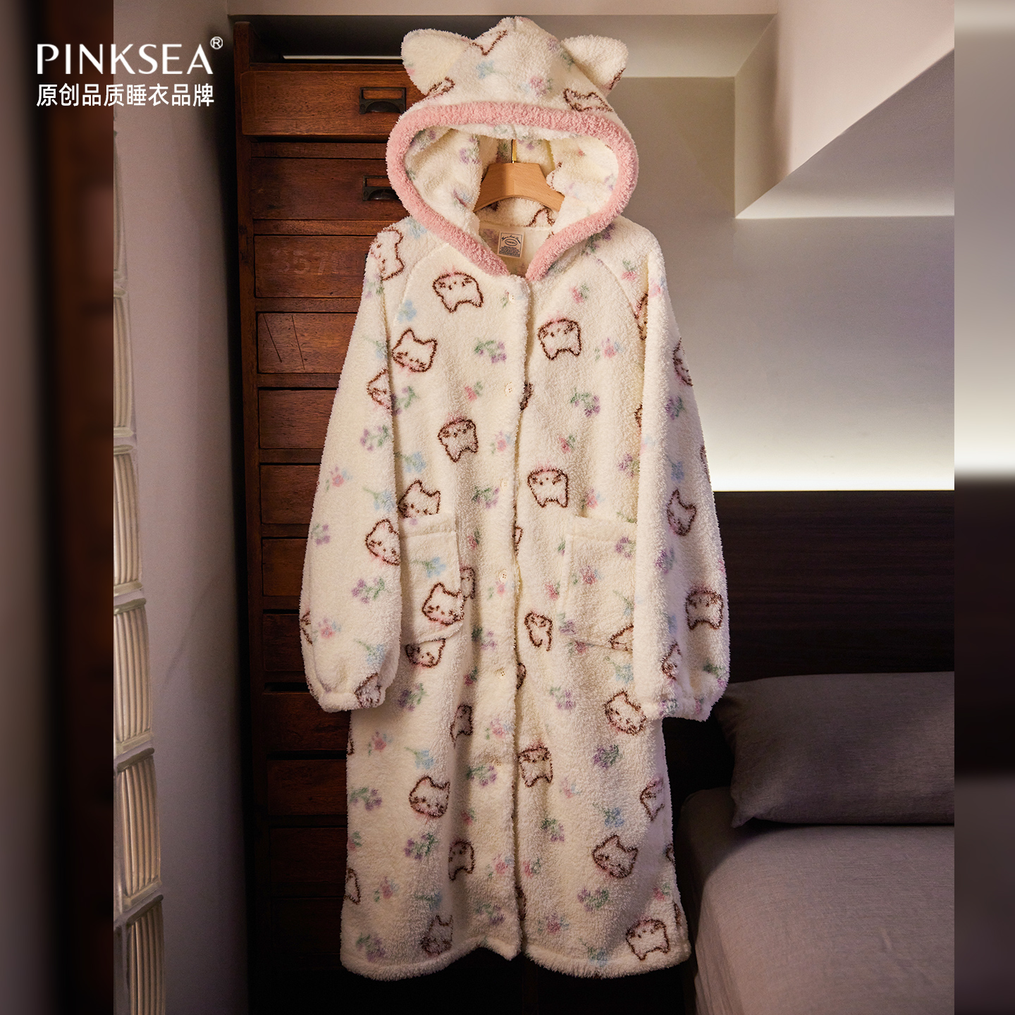 加厚珊瑚绒睡衣女款可爱甜美小猫