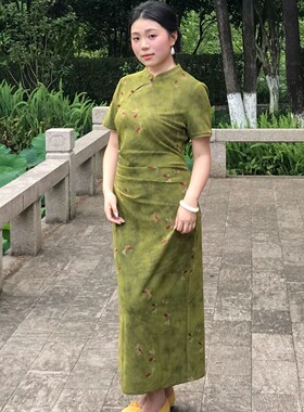 胖MM夏季新款绿色送考旗袍复古印花修身新中式国风大码旗袍