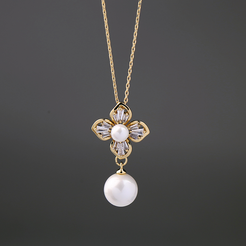 项链女小众设计感珍珠花朵吊坠颈链气质日韩ins冷淡风短款锁骨链