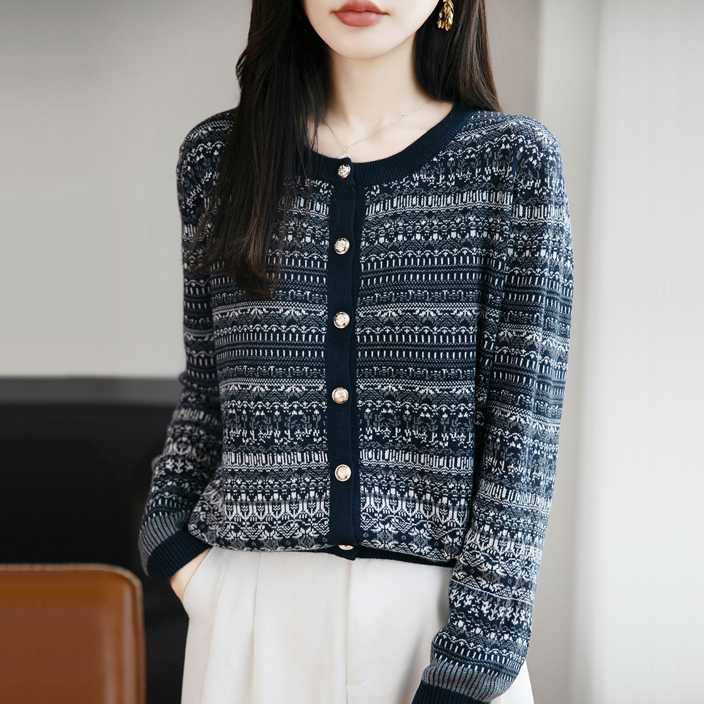 【厂家直供】撞色条纹针织开衫外套短款时尚女士毛衣气质外搭上衣