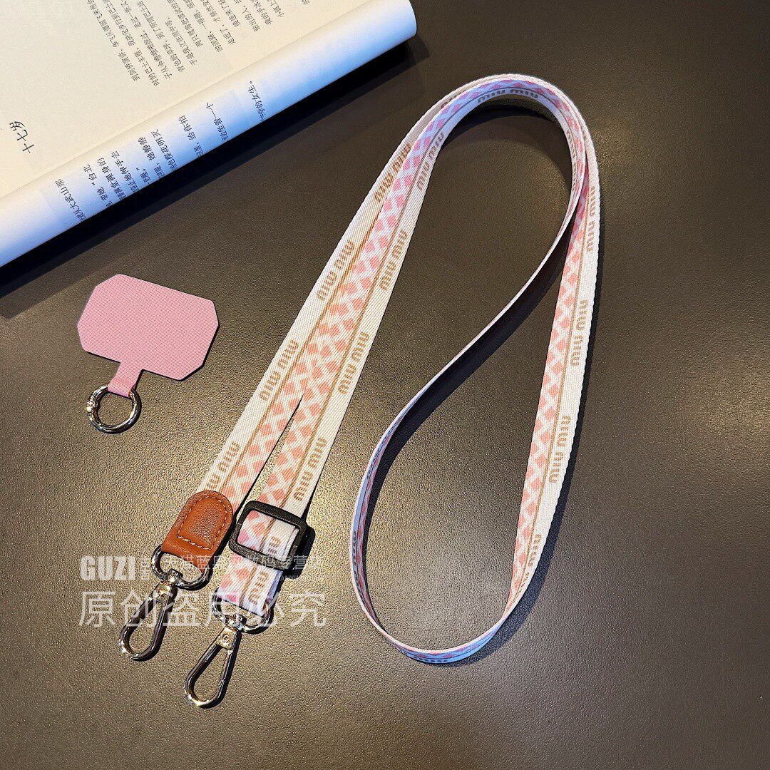 手机斜跨挂绳miumiu条纹时尚百搭挂脖不勒脖耐用结实防丢斜挎手机链固定夹片高端可调节宽版防盗手机壳绳链女