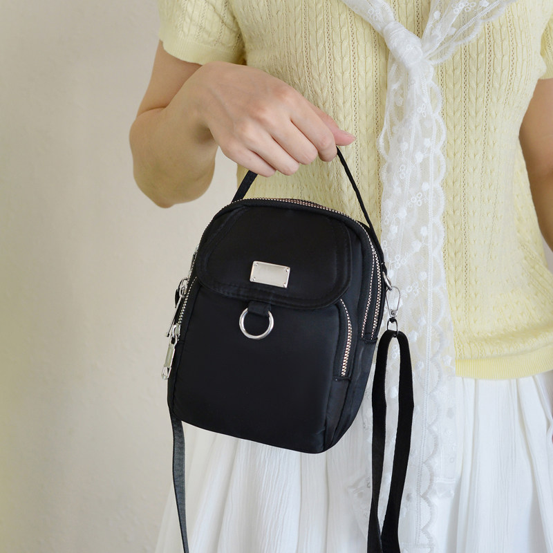 2026春季帆布手机包女士迷你小包包轻便百搭手提斜跨手机袋单肩包