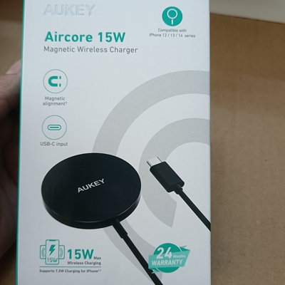 AUKEY傲基原装15W迷你快充磁吸无线充电器 适用于iphone15/14/13/12系列