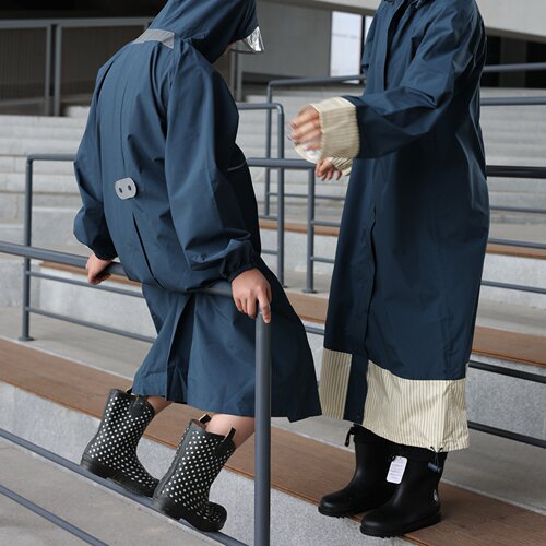 儿童雨衣男女童带书包位