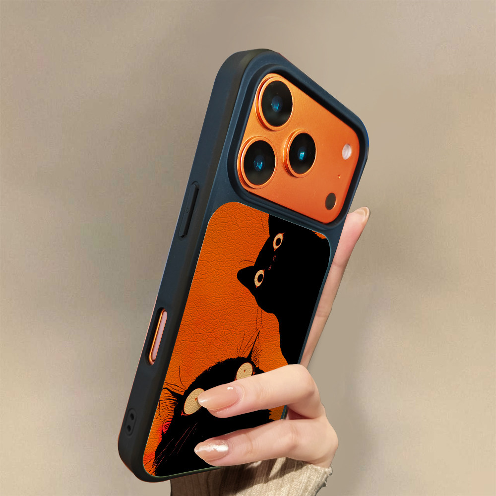 适用于苹果17promax手机壳带挂绳橙底黑猫iphone14/16pro套硅胶xs全包防摔斜跨15ultra套网红11新款xr女13PRO