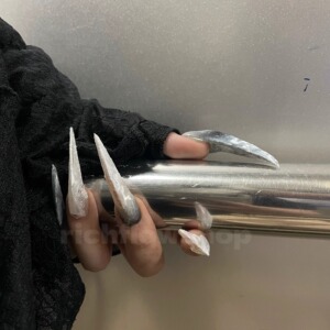 richflowshop龙爪穿戴甲糕手同款废土风辣妹y2k个性原相机拍摄