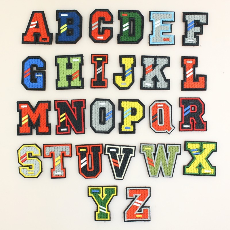情侣姓氏名彩色26个英文字母数字布贴绣花补丁贴刺绣魔术贴装饰贴