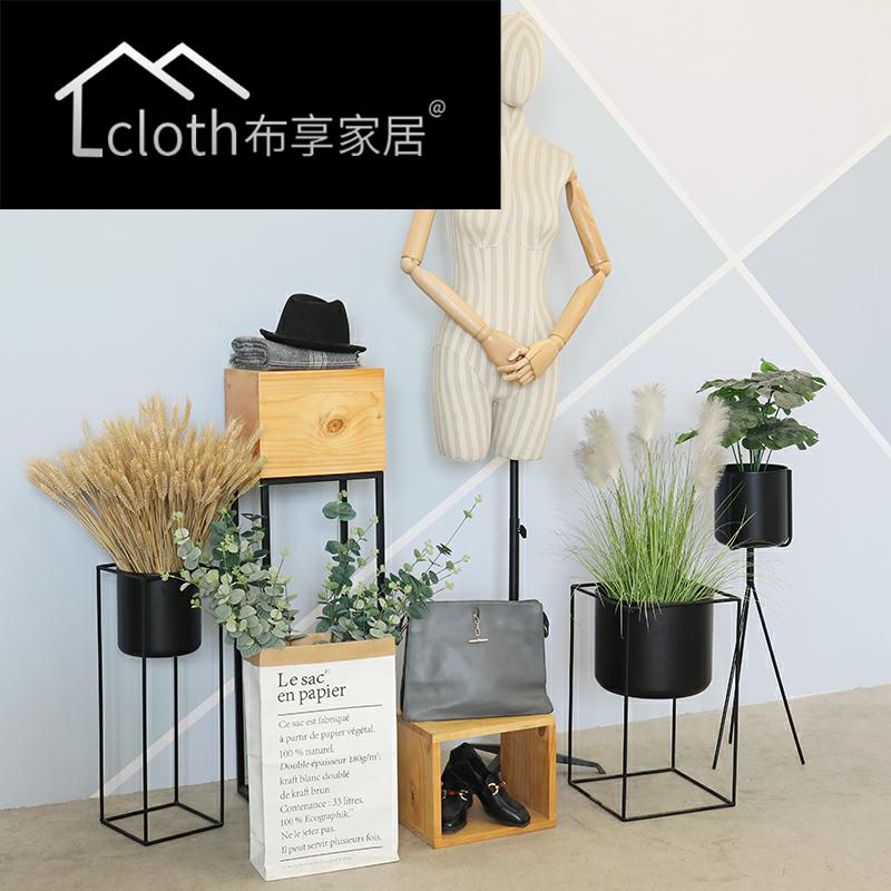 橱窗鞋包展示架 女装店服装店铺橱窗模特 装饰摆件设计ins组合11月30日最新优惠