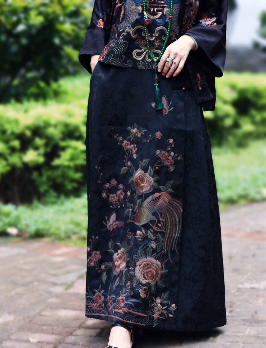 【嬉凤】绣花改良马面裙2024春夏复古松紧长款半身裙多款设计师款