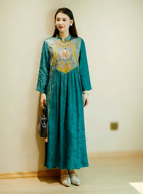 千椿物喜国风民族风重工刺绣花气质长袖宽松大码连衣裙长裙女春秋