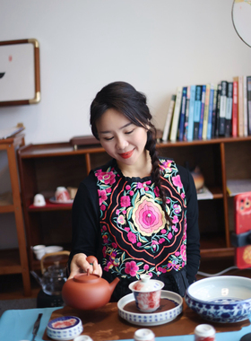 民族风刺绣马甲女短款黑色国风气质上衣 小个子显瘦复古内搭背心