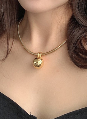 欧美小众设计少女风钛钢金属圆球吊坠项链时尚高品质项圈锁骨链女