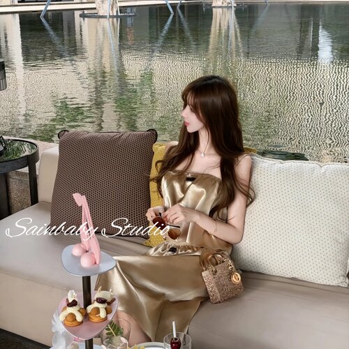 Sainbaby【人间富贵花】气质抹胸吊带上衣半身裙醋酸缎面两件套装