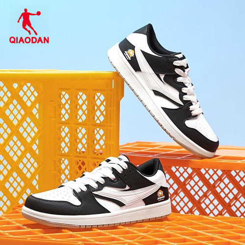 板鞋乔丹熊猫鞋情侣百搭休闲