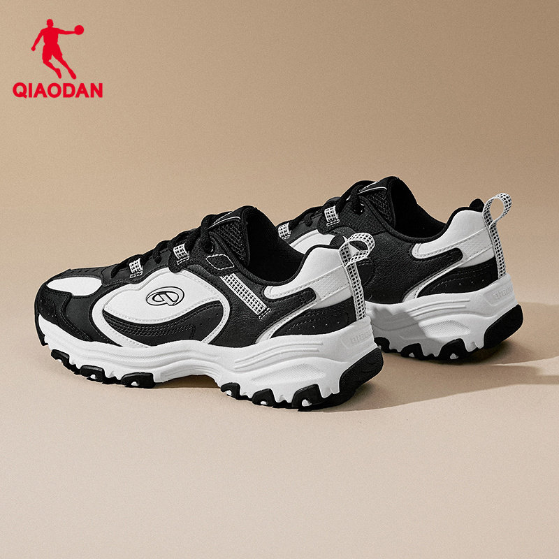 乔丹休闲鞋女2026春季新品皮面保暖老爹鞋厚底耐磨鞋子复古运动鞋