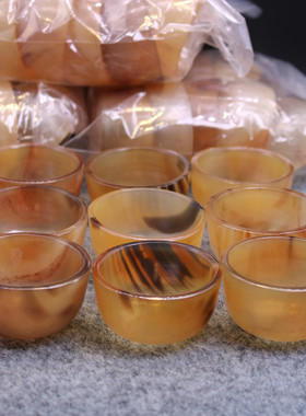 厂家直销天然牛角酒杯中国风工艺摆件白酒酒杯 牛角杯