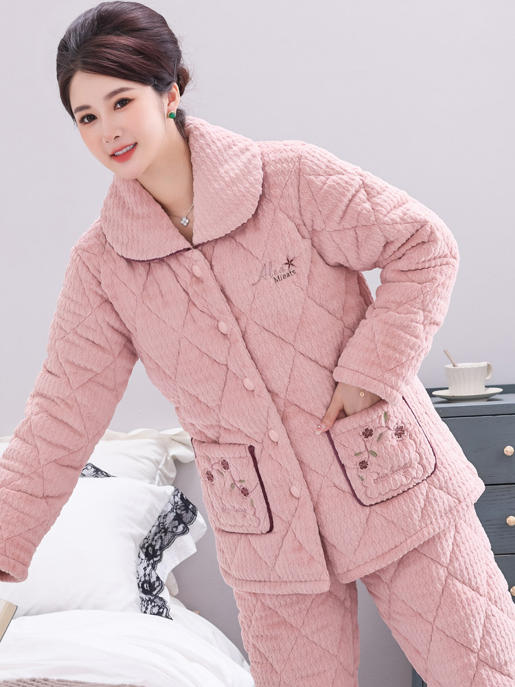 女式三层绗缝里绒加厚保暖秋冬中老年母亲珊瑚绒家居服套装