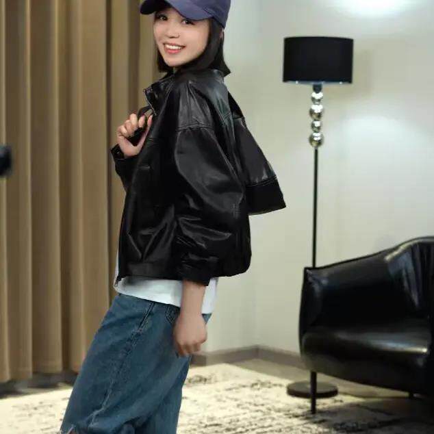 海宁漫莎绵羊皮短款皮女外套