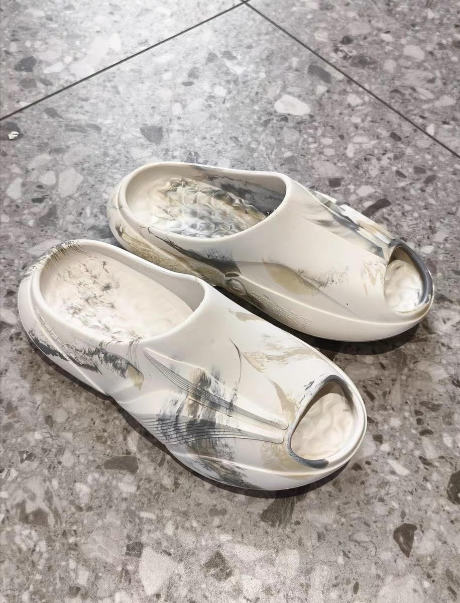 361° 飞飚 篮球文化 运动休闲一字拖鞋672521113-3广东CZJ仓