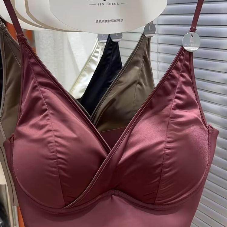 2025春季新款性感深V法式缎面文胸美背女带胸垫轻奢无痕内衣抹胸,女装/女士精品,背心吊带,淘宝优惠券,粉丝福利购,淘宝优惠卷