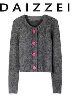 DAIZZEI~春季新款羊驼毛针织开衫女宽松百搭设计感单排扣短款上衣