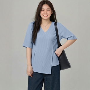 上衣大码 针织衫 夏装 女装 潮 胖mm遮肚子显瘦V领不规则时尚 微胖法式