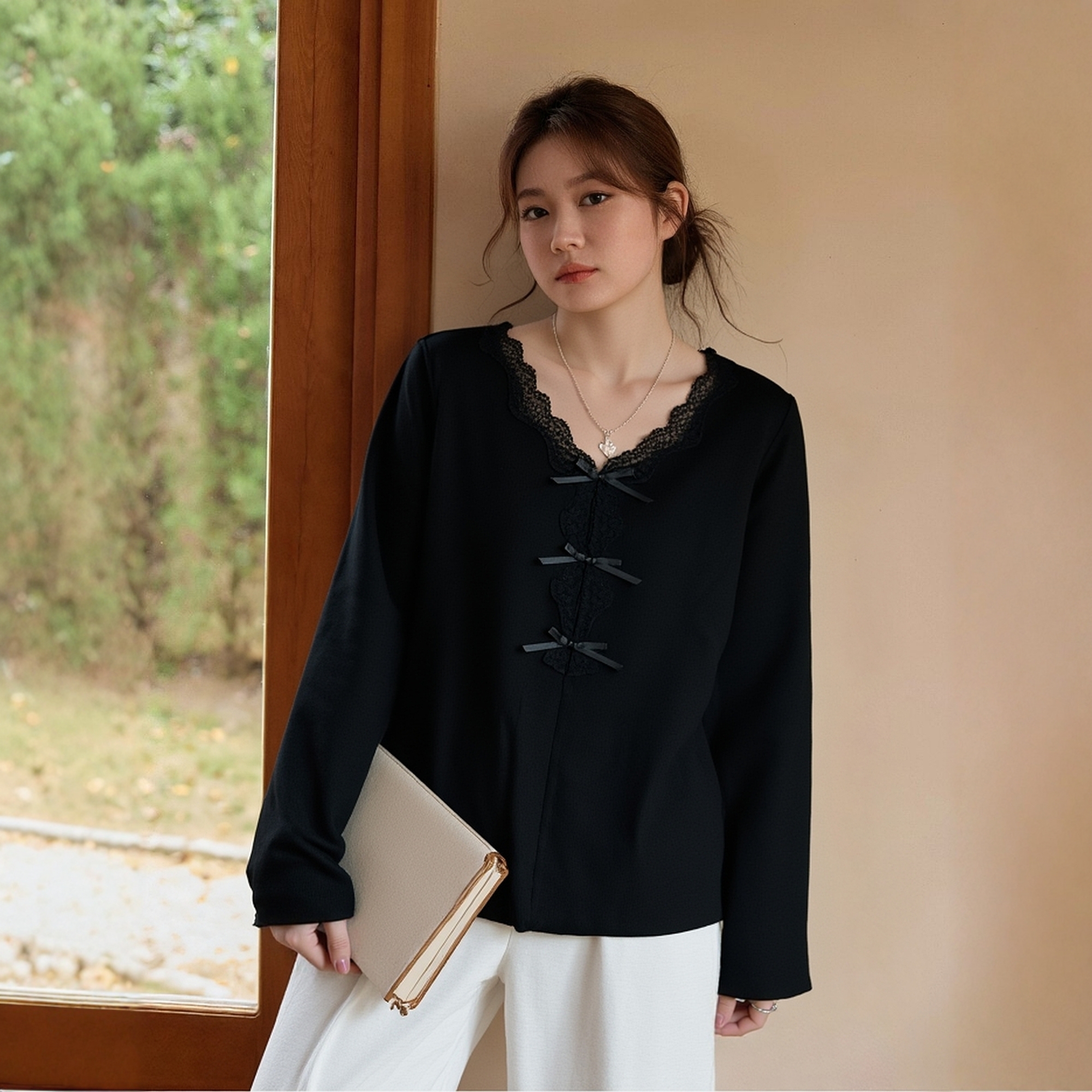 凤凰依屋大码蕾丝设计感针织上衣