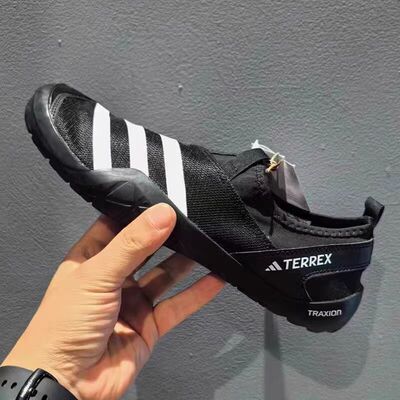 阿迪达斯透气男女一脚蹬涉水