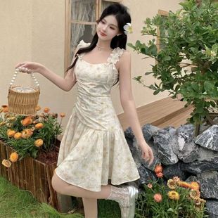 新款 黄色碎花甜美连衣裙205夏季 小众设计感收腰显瘦温柔风短裙子