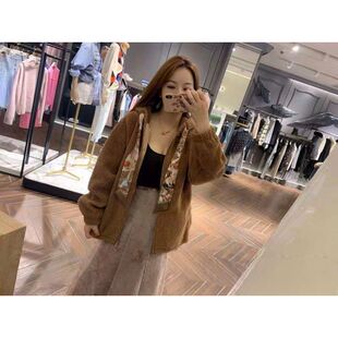 Miss 新款冬季天使之翼钉珠绣花连帽休闲羊羔绒外套女694WJ432000