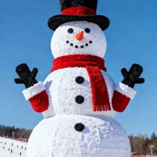 网红绿雕雪人仿真绿雕滑雪场景区摆件圣诞雪人造型景观雕塑打卡