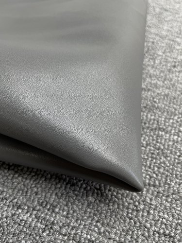 K251厚度1.3mm进口头层水泥灰平纹牛皮手感微挺