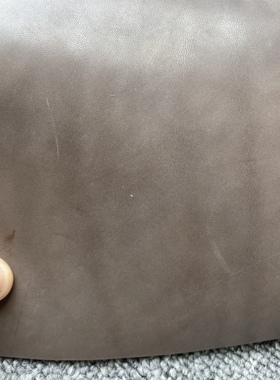 E980进口头层棕色无涂层植鞣牛皮手感中挺厚度1.1mm
