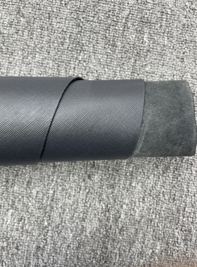 H359厚度1.3mm进口牛皮蓝黑色十字纹手感中挺