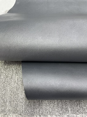 H322厚度1.3mm进口头层蓝黑色十字纹牛皮手感中挺18平方英尺*7元