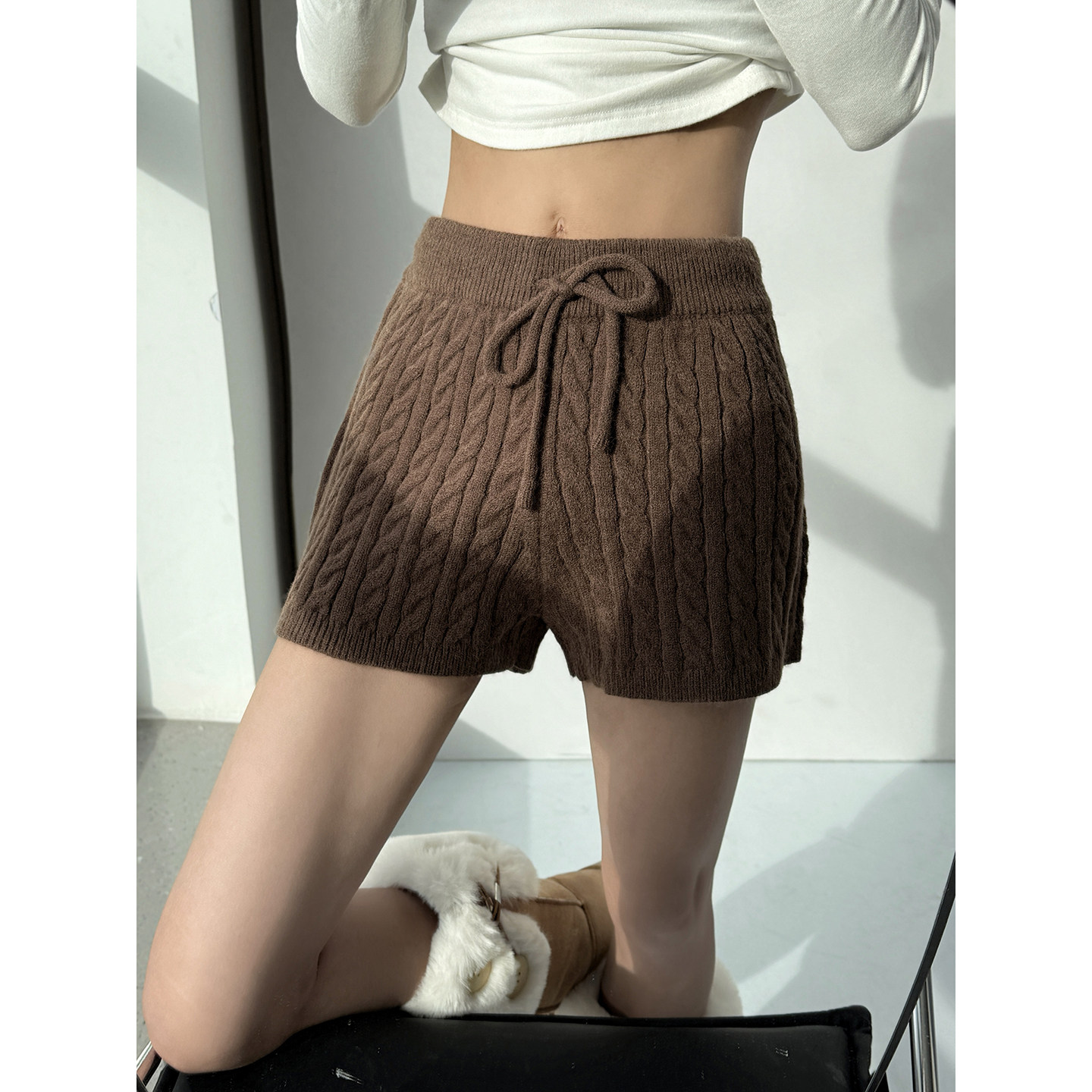 日韩系复古简约松紧腰麻花毛线针织短裤女冬外穿百搭显瘦阔腿靴裤