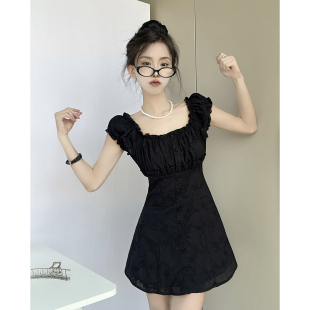 MianCun美式立体刺绣修身显瘦短裙女夏季泡泡袖方领甜美连衣裙
