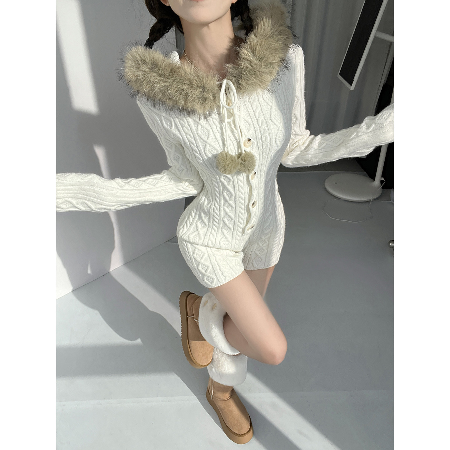 美式毛领连帽长袖针织连体裤女秋冬气质修身显瘦打底连体白色上衣,女装/女士精品,连体衣/裤,淘宝优惠券,粉丝福利购,淘宝优惠卷