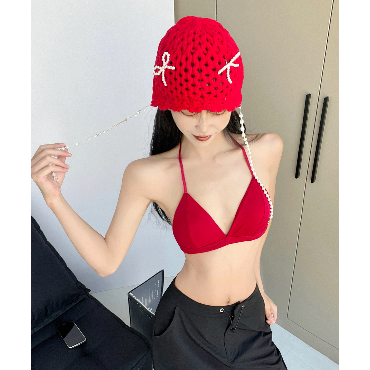 纯欲性感无痕三角杯挂脖美背露背内衣女薄辣妹胸罩聚拢文胸上衣