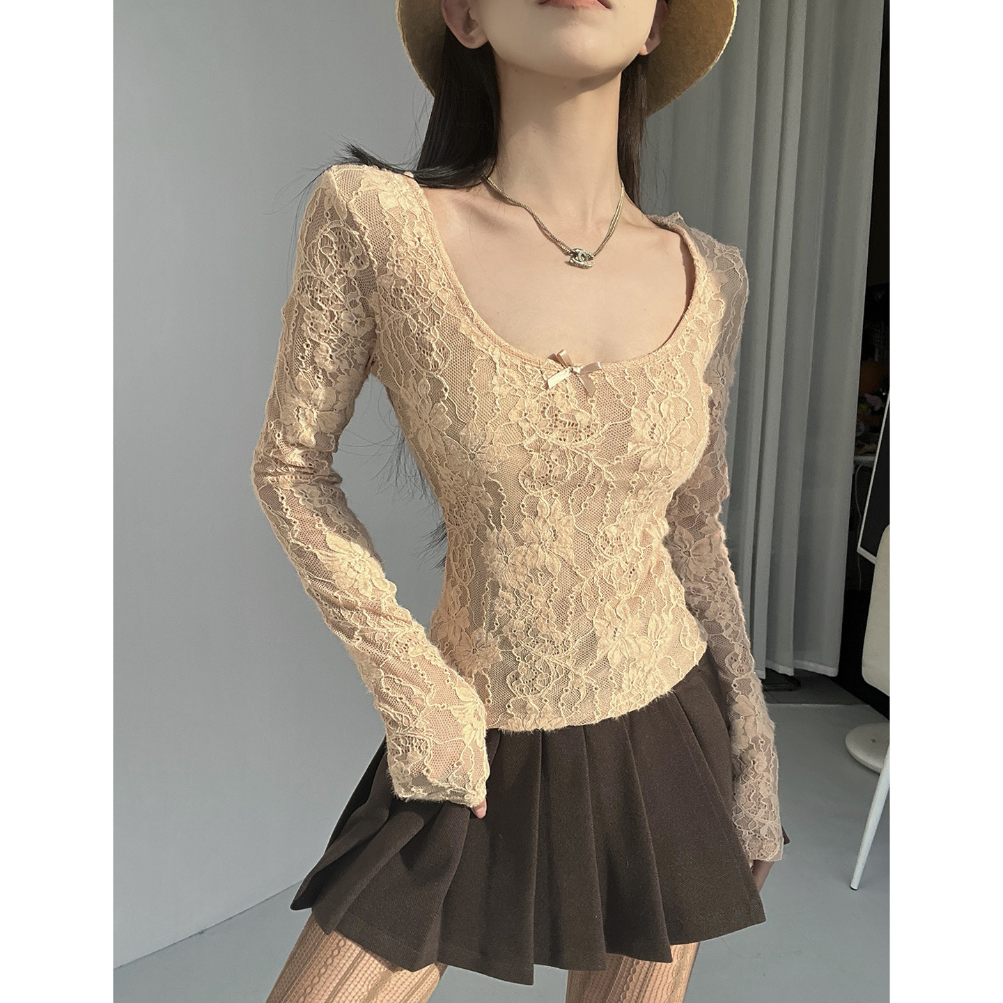 繁花礼赞立体蕾丝修身内搭T恤女气质纯欲性感浮雕U领长袖打底衫,女装/女士精品,T恤,淘宝优惠券,粉丝福利购,淘宝优惠卷