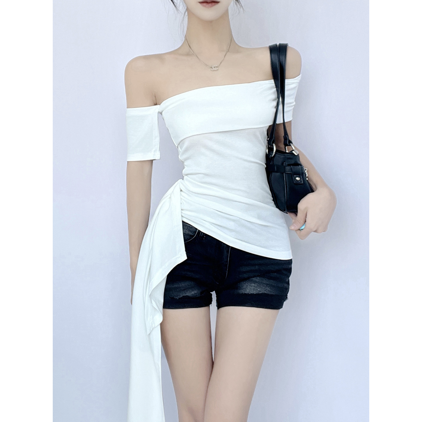 MianCun一字肩斜肩上衣面膜感柔柔纽纽荡领短袖tee多种穿法get!