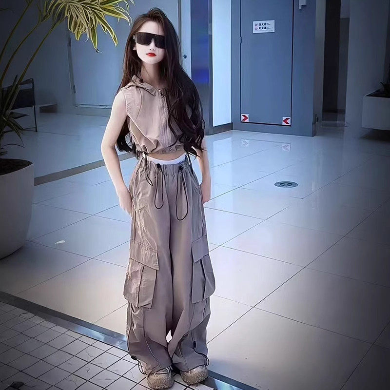 法国Uamtor女童夏季套装2025夏装新款韩系潮酷工装裤阔腿裤两件套