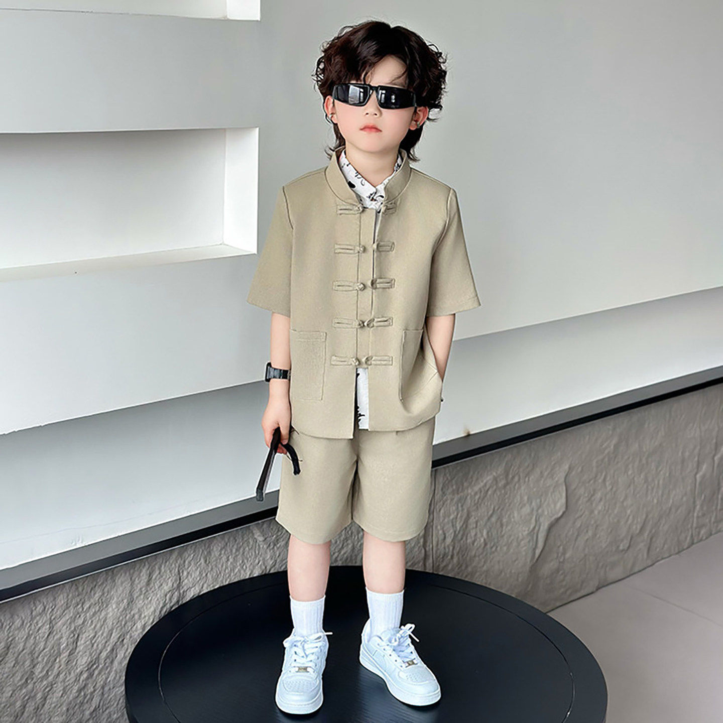 法国Uamtor儿童夏季套装薄男童礼服唐装国风中山装六一主持演出服