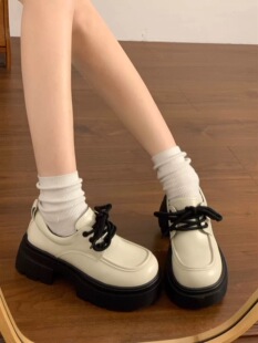2026春季新款厚底小皮鞋女英伦风百搭乐福鞋白色圆头单鞋子