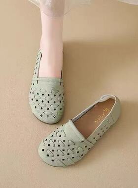 休闲风镂空豆豆鞋女平底一脚蹬牛筋底软底舒适百搭浅口单鞋