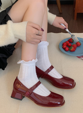 2024新款法式复古玛丽珍鞋粗跟方头JK女单鞋高跟鞋小众辣妹风皮鞋