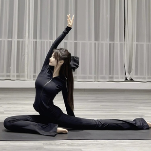 高颜值秋冬瑜伽服外套女2026健身服女运动上衣普拉提训练服套装