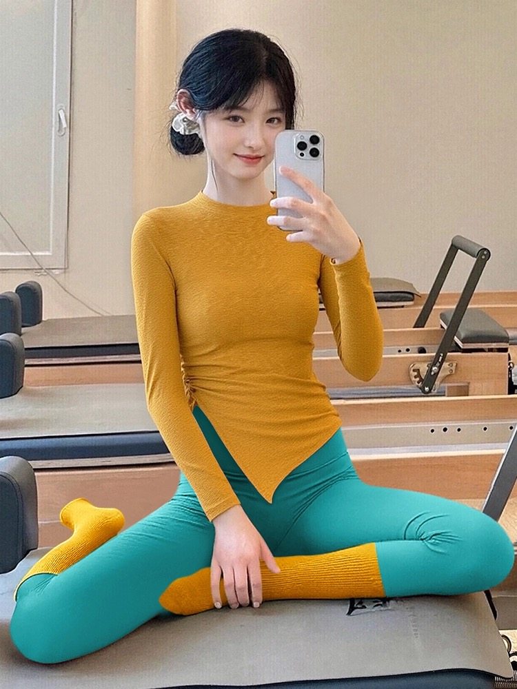 绝美长袖运动罩衫褶皱侧开叉显瘦遮臀秋冬休闲健身普拉提瑜伽服,运动服/休闲服装,健身衣,淘宝优惠券,粉丝福利购,淘宝优惠卷